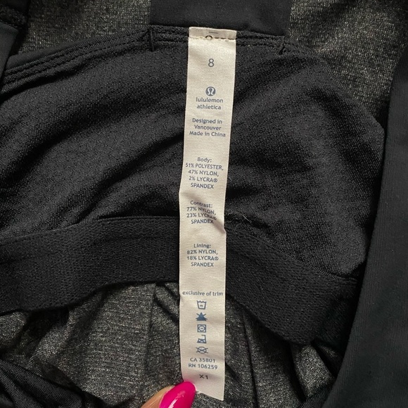 LULULEMON Women’s Power Dance Two Color Tone Black/Gray Sleeveless Tank Size 8 - Picture 7 of 7